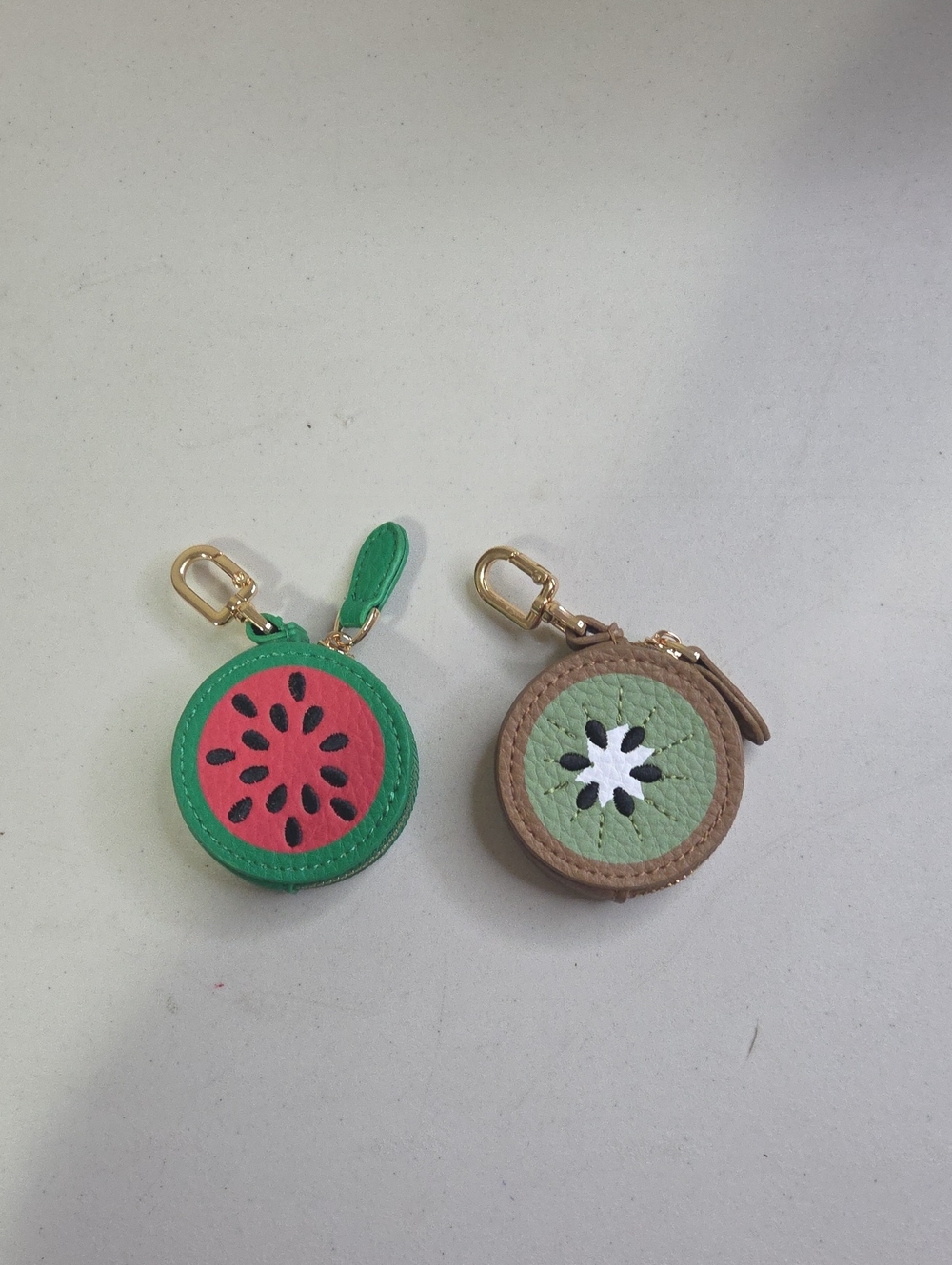 Fruit Slice Coin Pouch Keychain - Green & Brown